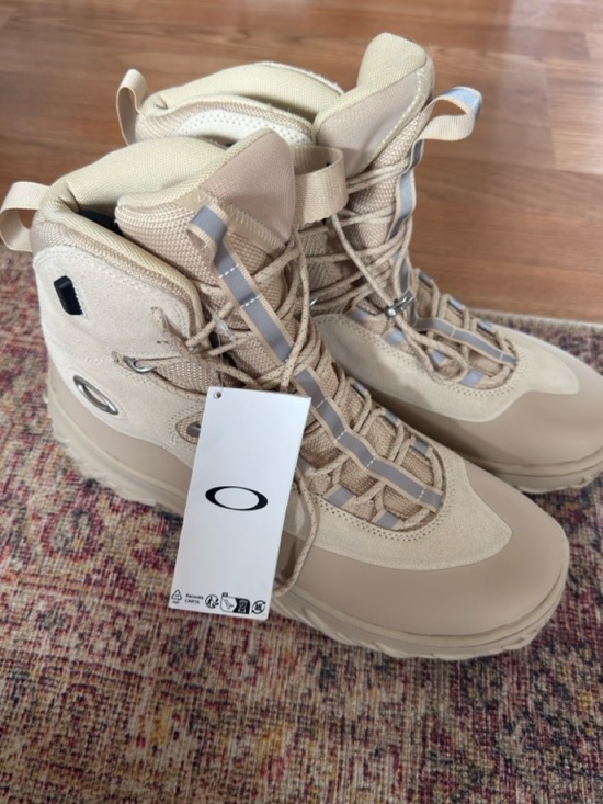 Oakley Meridian Boots
